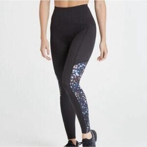 Spanx Booty Boost Active Cosmic Galaxy Print‎ Leggings plus size 1X new!!!